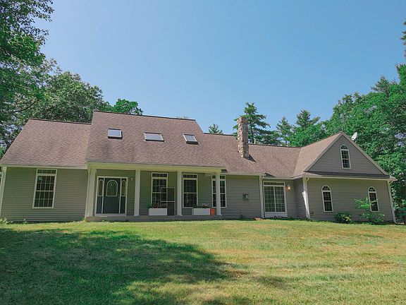 2nd image of 31 Russell Road