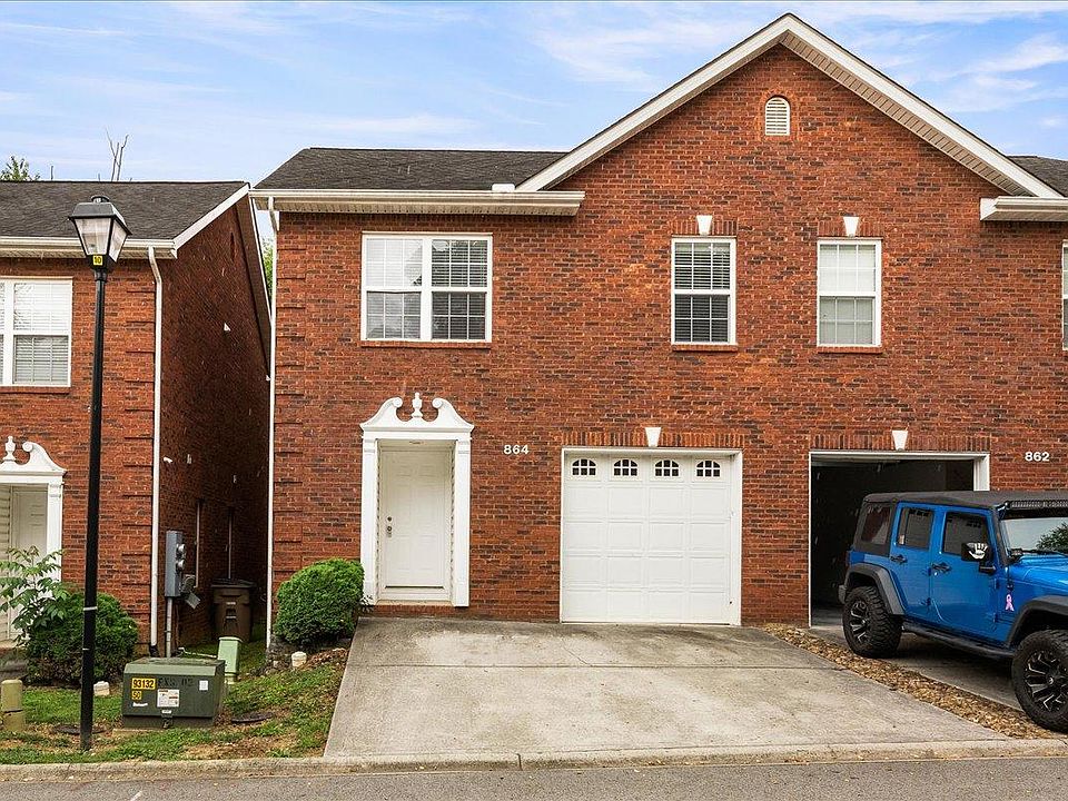 1st image of 864 Blue Spruce Way