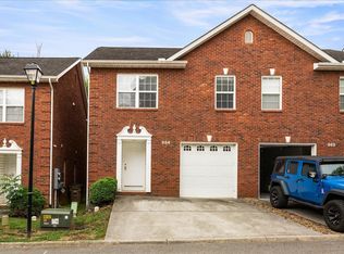 864 Blue Spruce Way, Knoxville, TN 37912