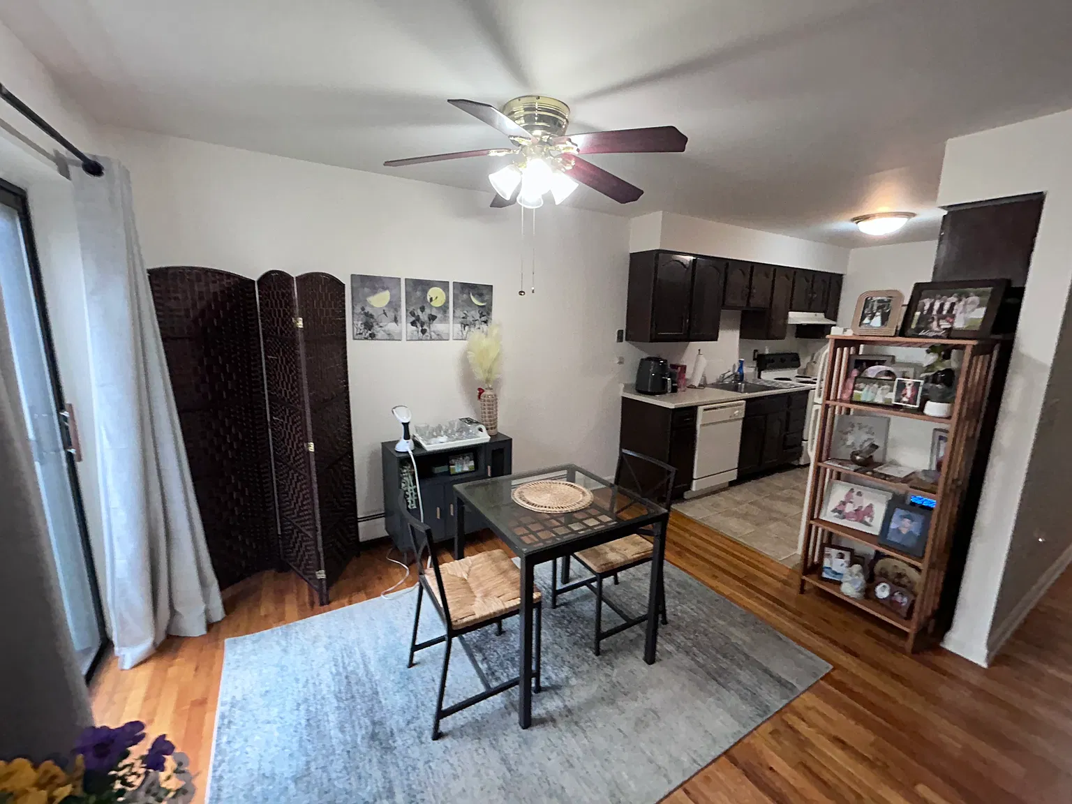 1 bed, 750 sqft, $1,980 — Photo 4