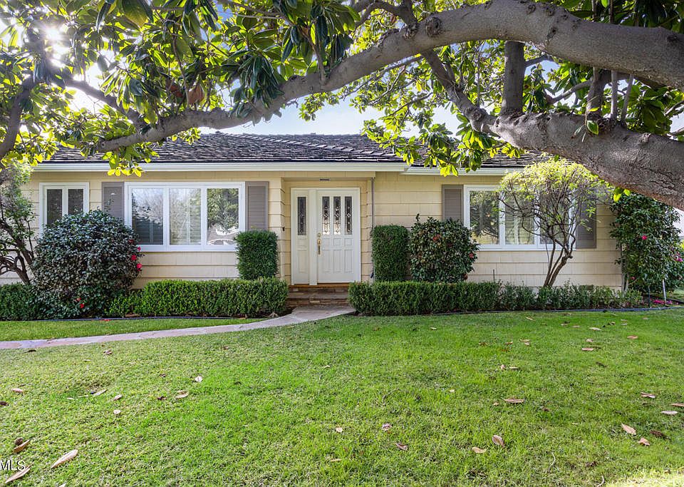 1st image of 1455 Avonrea Rd