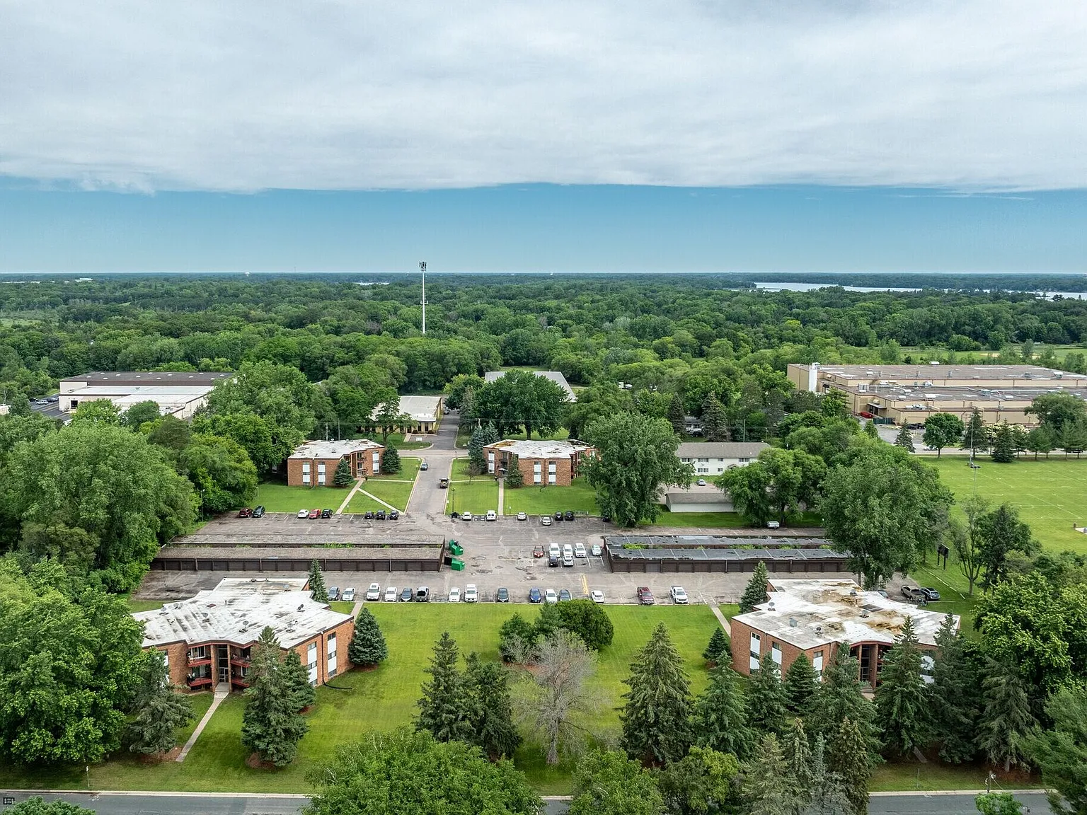 Pineview Apartments - White Bear Lake — Photo 4