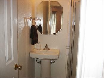 5th image of 2950 Blankenship St