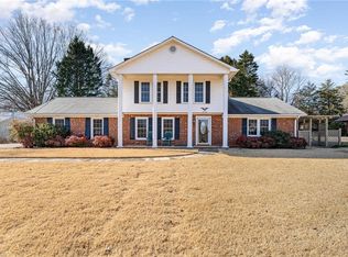 2306 Vincent Rd, Winston Salem, NC 27106
