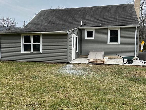 4th image of 3570 Dewey Avenue Ext