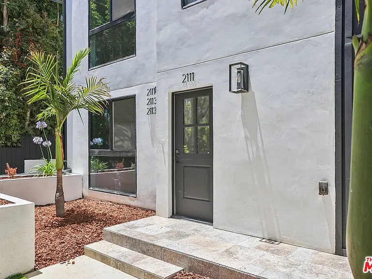 2111 Holly Dr #2 — Photo 19