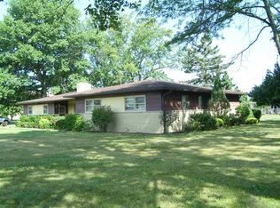 1123 W Clark St, Berne, IN 46711
