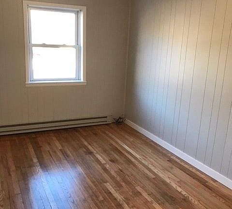 3rd image of 622 Shop St APT B