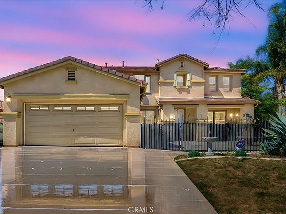 2nd image of 977 Saltbush Ln