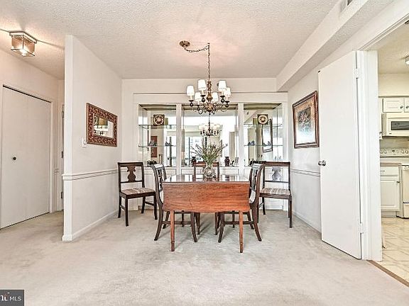 4th image of 5505 Seminary Rd APT 516N