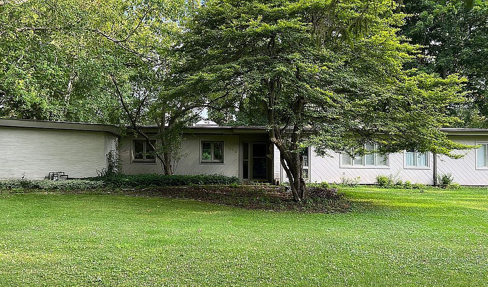 1st image of 2813 W Sholes Dr