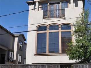 5720 Cornish St #D, Houston, TX 77007
