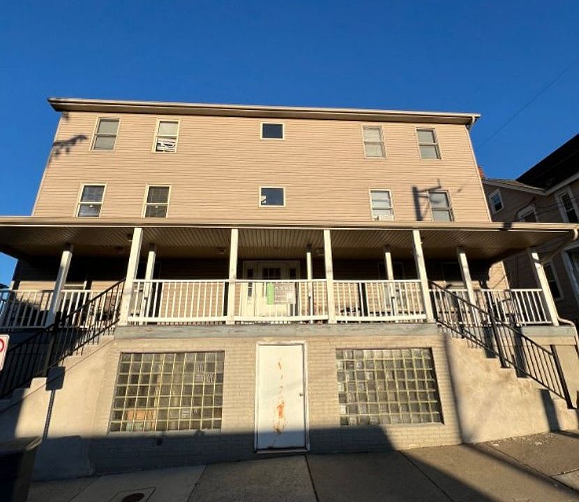 1st image of 201-215 1st St #215-2