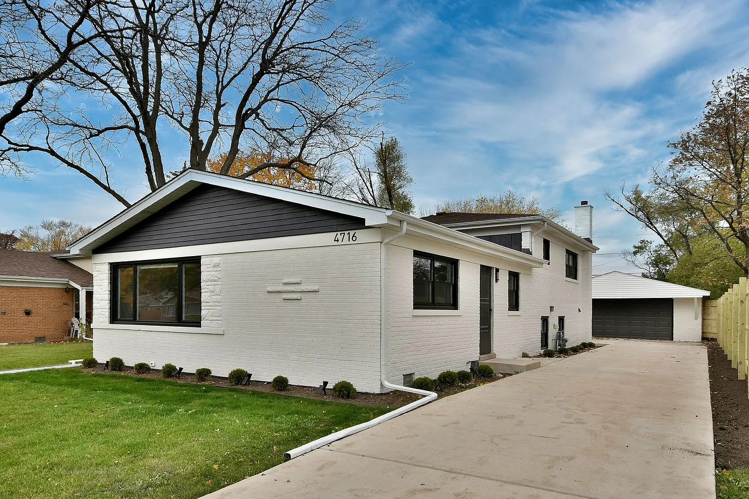 4716 Larch Ave photo 1