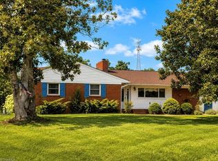 474 Surry Gadsberry Rd, Pilot Mtn, NC 27041