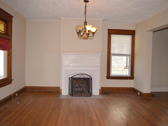 4th image of 2226 Washington Ave
