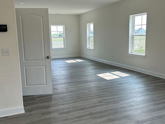 3rd image of 23544 Linkside Dr
