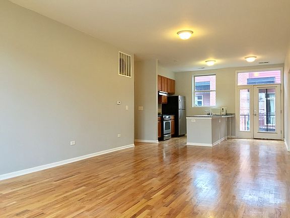 5th image of 327 E 25th St Unit 3E