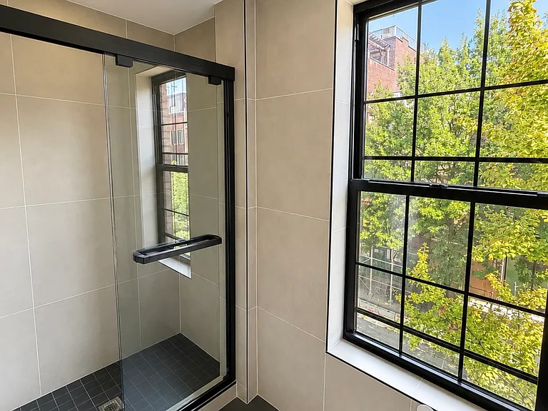 296 Grand St #PENTHOUSE — Photo 16