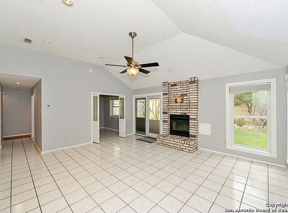 2nd image of 10870 Lake Path Dr