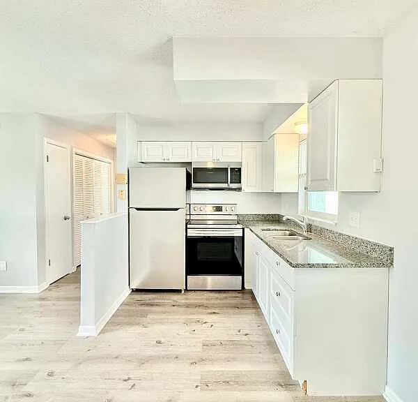 1265 Pierce St #1 — Photo 8