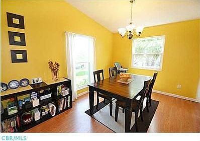 3rd image of 4511 Woodstream Dr