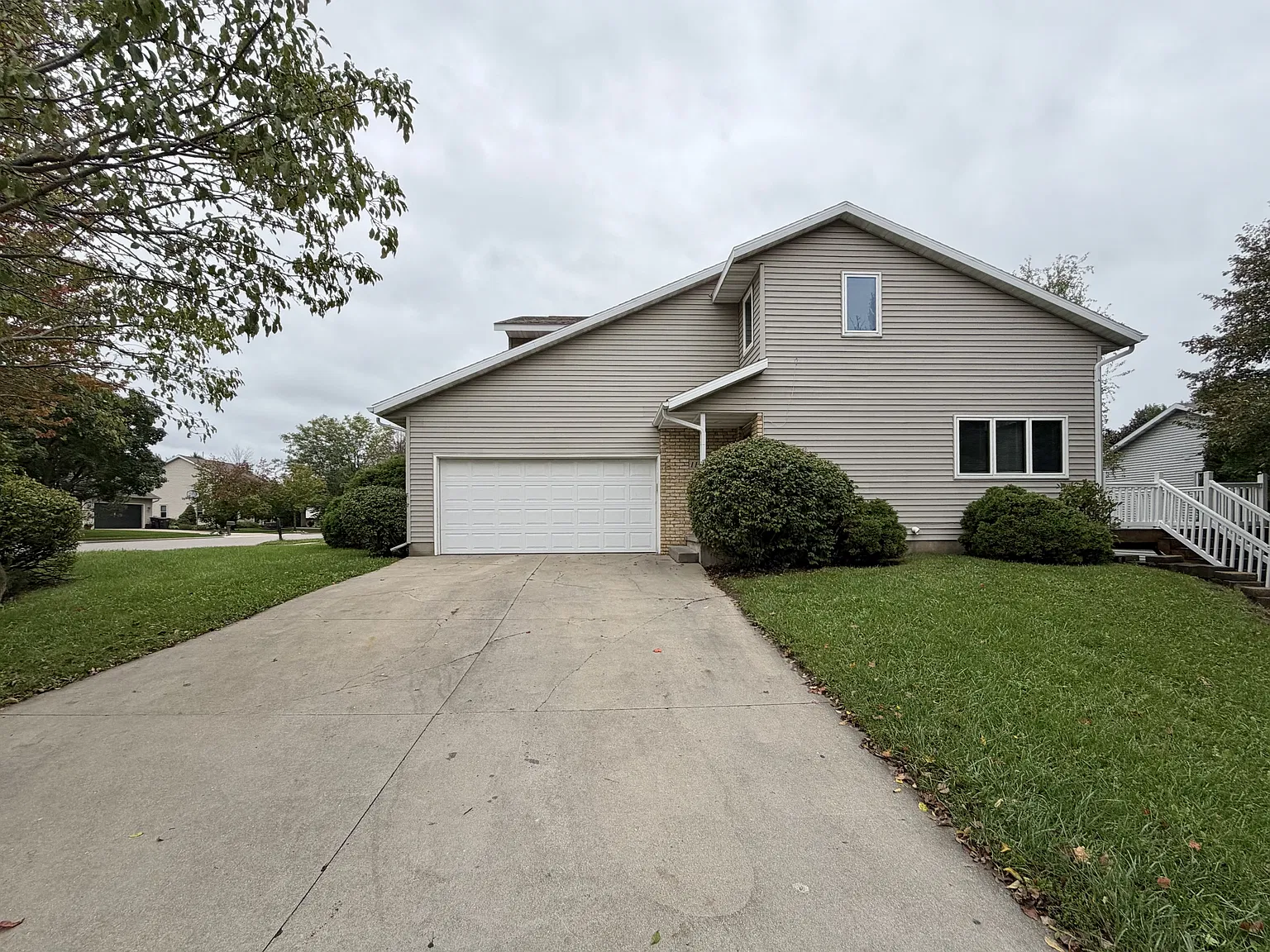 1116 Greig Trail - 1 — Photo 3