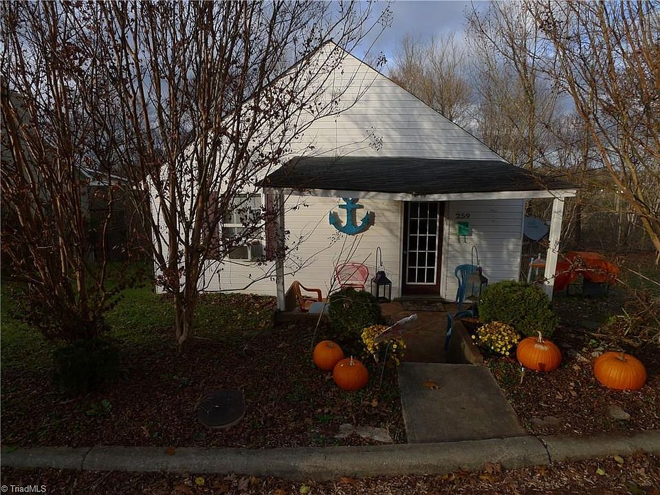 1st image of 259 London Ln