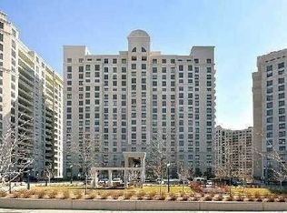 9245 Jane St #514, Vaughan, ON