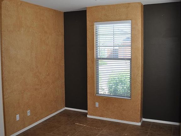 4th image of 3429 E Lafayette Ave