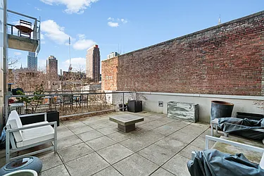 Rented by Nest Seekers International