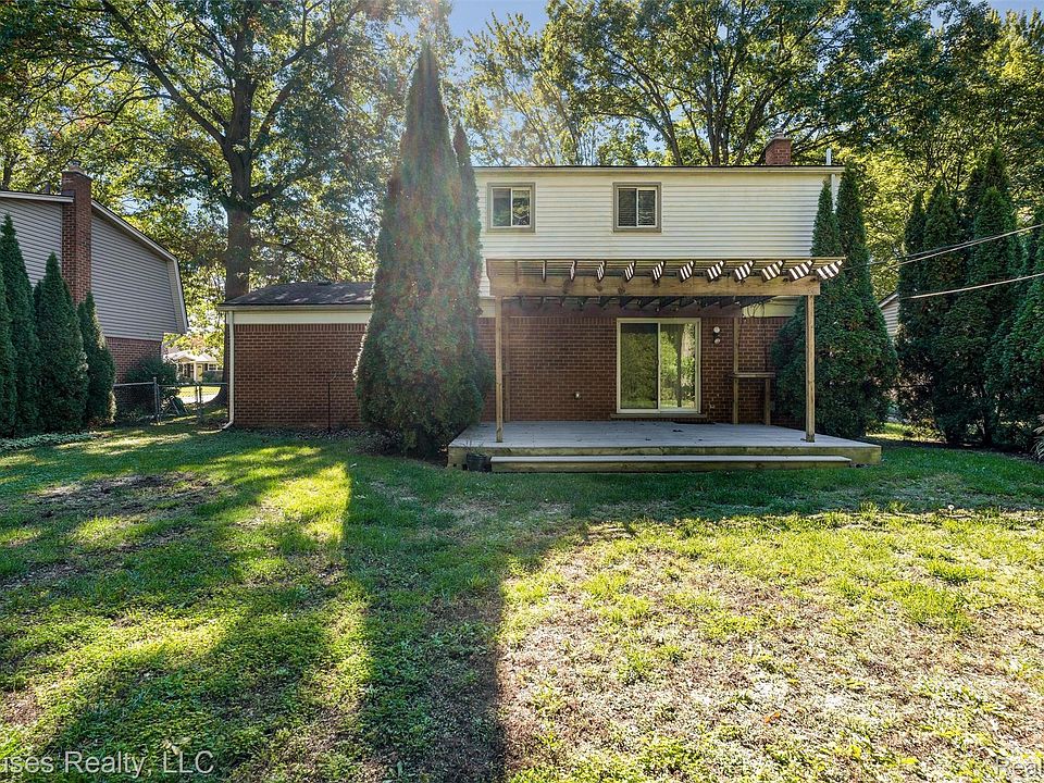 16036 Birwood Ave, photo 29