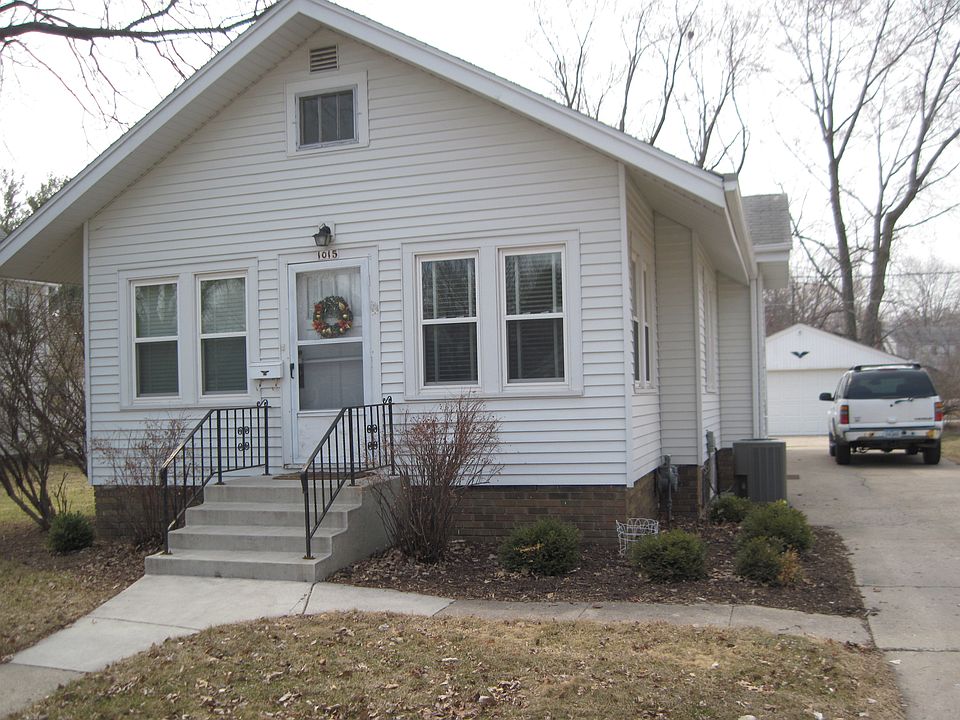 1st image of 1015 Curtiss Ave