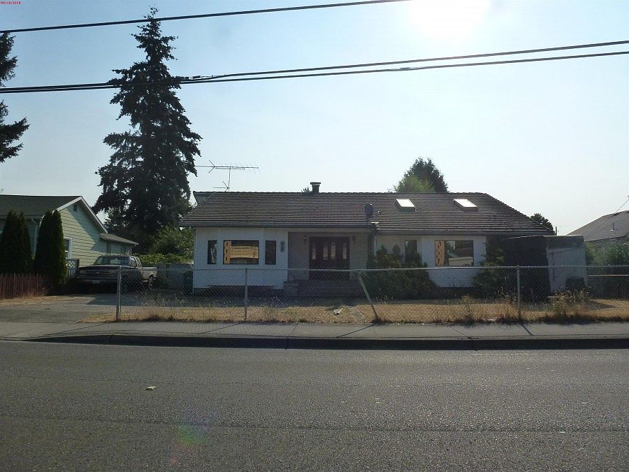 1st image of 512 M St NE
