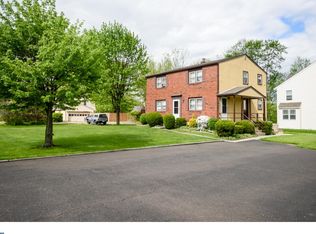 1200 N Line St, Lansdale, PA 19446