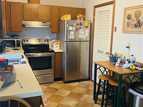 4th image of 735 Wickford Dr