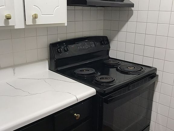 4th image of 6680 Charlotte Pike APT B4