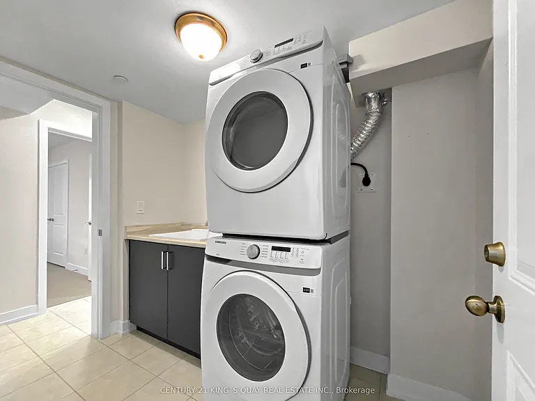 14 Credit Ln — Photo 24