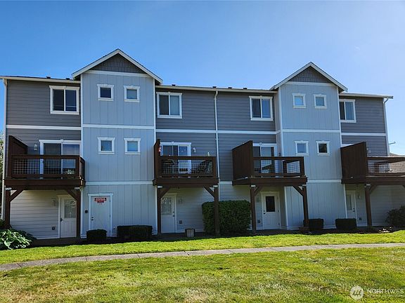 2nd image of 515 Neff Circle