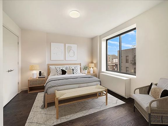 5th image of 206 E 119th St APT 2B