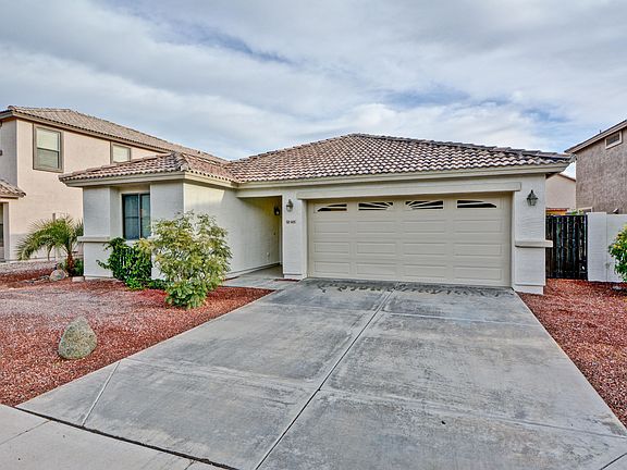 2nd image of 605 S 153rd Ln