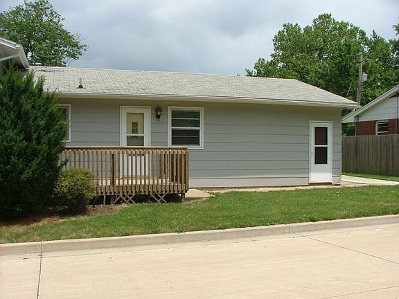 Deck off of back of house