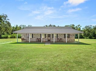 420 Old School Rd, Sugartown, LA 70662