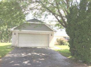 1155 Brockton Ct, Aurora, IL 60504