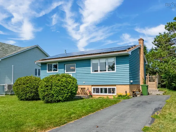 14 Ashgrove Ave, Cole Harbour, NS B2V 1G1
