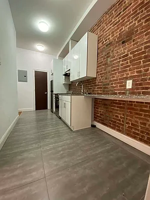 Rented by Bohemia Realty Group | media 16