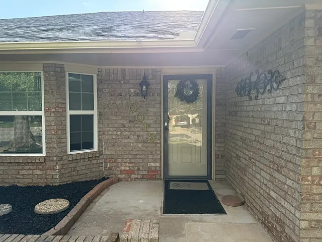 4 bed, 1681 sqft, $1,695 — Photo 2
