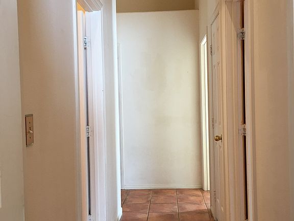 4th image of 166 Laguna Landing Dr
