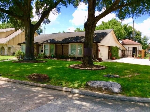 1st image of 11027 Green Arbor Dr