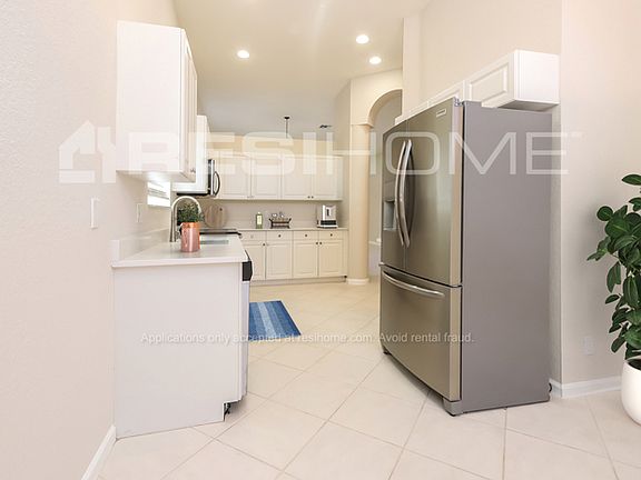 3rd image of 5343 Ventura Dr